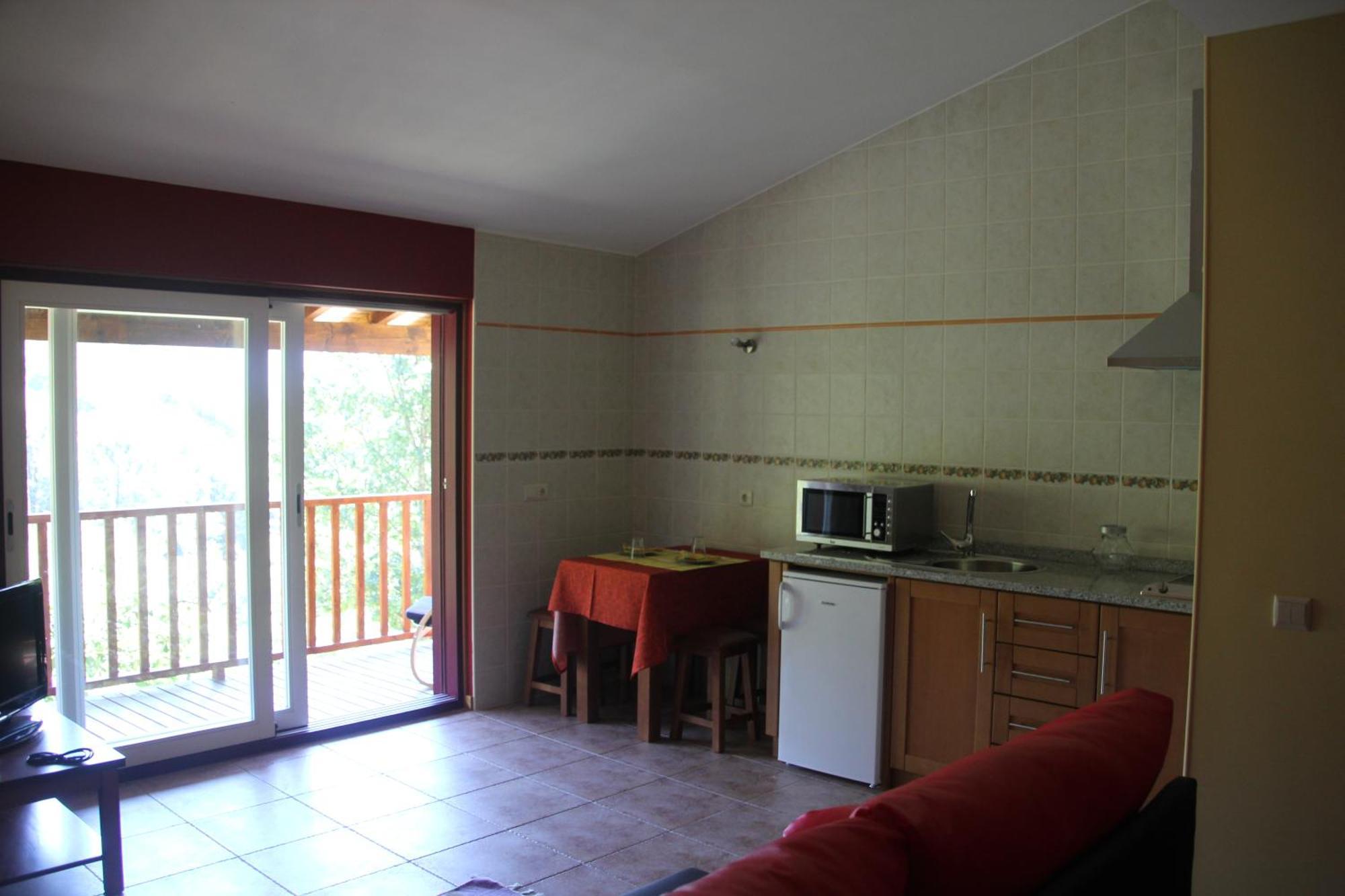 Encostas Da Torre Guest House Terras de Bouro Ngoại thất bức ảnh