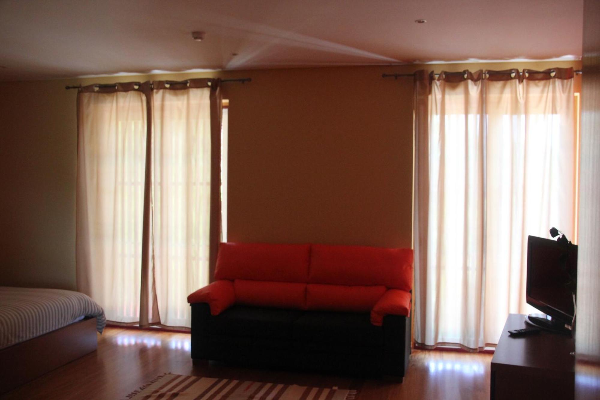 Encostas Da Torre Guest House Terras de Bouro Ngoại thất bức ảnh