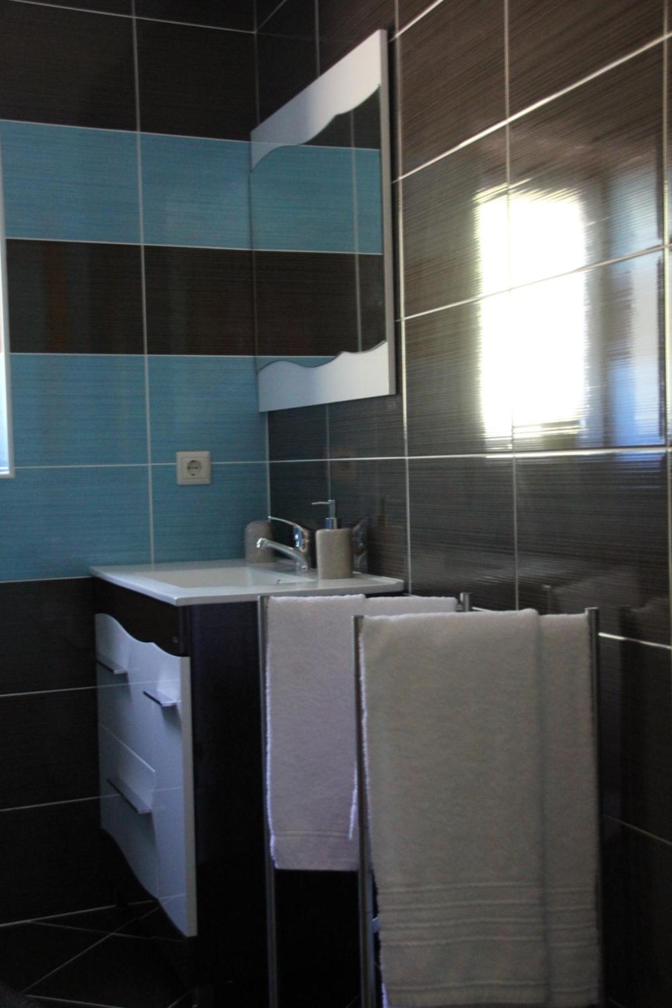 Encostas Da Torre Guest House Terras de Bouro Ngoại thất bức ảnh