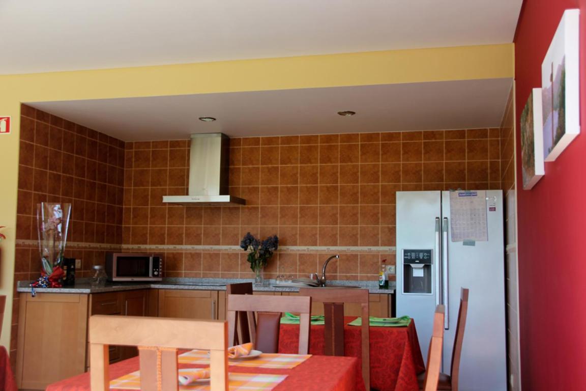 Encostas Da Torre Guest House Terras de Bouro Ngoại thất bức ảnh