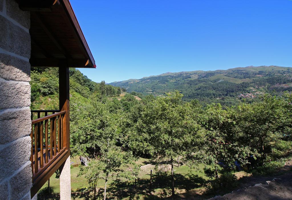 Encostas Da Torre Guest House Terras de Bouro Ngoại thất bức ảnh