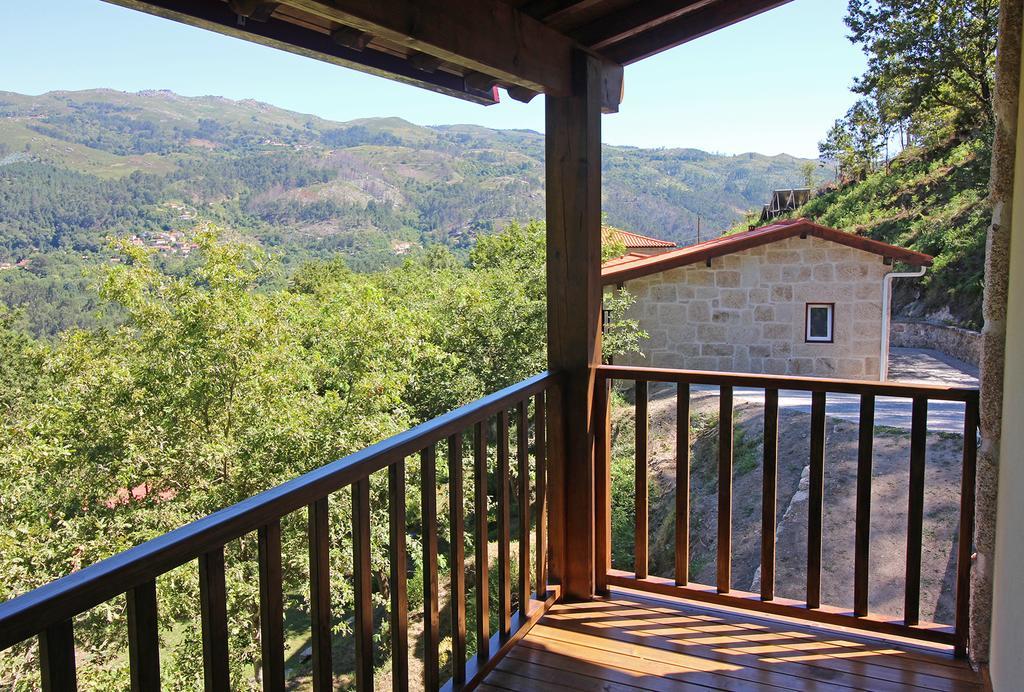 Encostas Da Torre Guest House Terras de Bouro Ngoại thất bức ảnh
