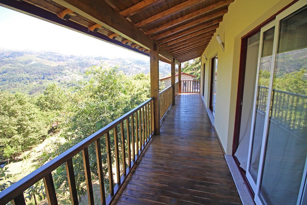 Encostas Da Torre Guest House Terras de Bouro Ngoại thất bức ảnh